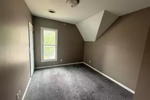 606 Main St, Michigan City, IN 46360 - Photo 10