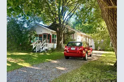 205 1/2 Nickle Plate Avenue, Valparaiso, IN 46383 - Photo 6