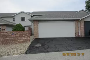 2564 Oakwood Dr, Crown Point, IN 46307 - Photo 1