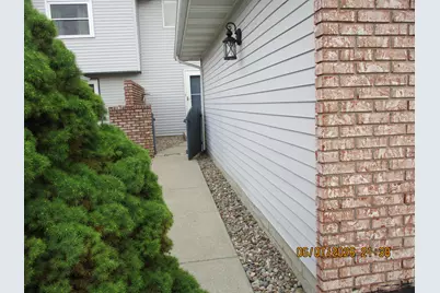 2564 Oakwood Drive, Crown Point, IN 46307 - Photo 2