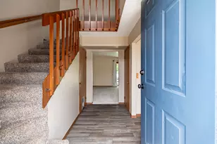 2564 Oakwood Dr, Crown Point, IN 46307 - Photo 6