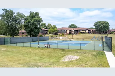 2564 Oakwood Drive, Crown Point, IN 46307 - Photo 12