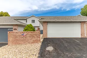 2564 Oakwood Dr, Crown Point, IN 46307 - Photo 32