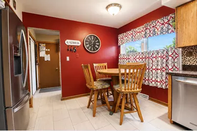 136 Sorrento Drive, Schererville, IN 46375 - Photo 8