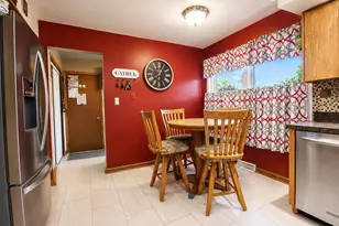 136 Sorrento Dr, Schererville, IN 46375 - Photo 8