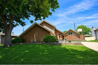 136 Sorrento Drive, Schererville, IN 46375 - Photo 2