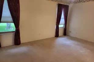 10016 Wildwood Ln, Highland, IN 46322 - Photo 16