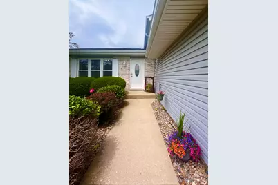 10622 Manor Drive, Saint John, IN 46373 - Photo 4