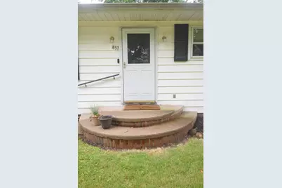 457 W Emmet Avenue, Rensselaer, IN 47978 - Photo 2