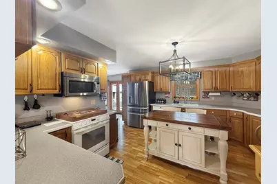 490 W 75 S, Valparaiso, IN 46385 - Photo 6