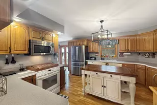 490 W 75 S, Valparaiso, IN 46385 - Photo 6