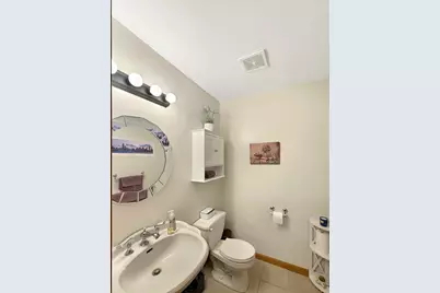490 W 75 S, Valparaiso, IN 46385 - Photo 16
