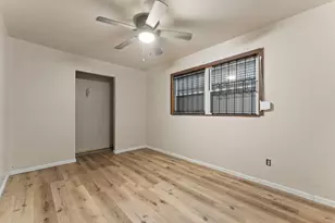 1021 Hamilton Pl, Gary, IN 46403 - Photo 16