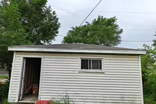 1154 Hendricks St, Gary, IN 46404 - Photo 28