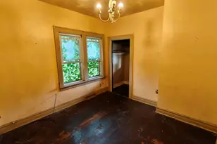 1154 Hendricks St, Gary, IN 46404 - Photo 10