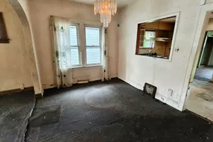 1154 Hendricks St, Gary, IN 46404 - Photo 8
