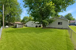 4803 Ohio St, Clayton, IN 46118 - Photo 4