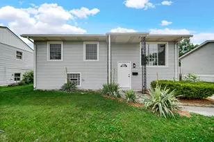 6323 Tennessee Ave, Hammond, IN 46323 - Photo 2