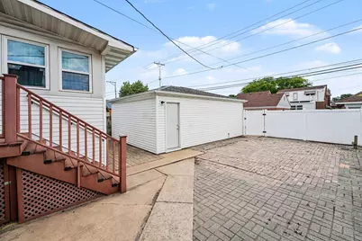 2111 Stanton Avenue, Whiting, IN 46394 - Photo 4