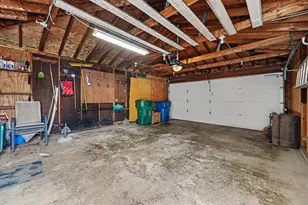 2111 Stanton Ave, Whiting, IN 46394 - Photo 6