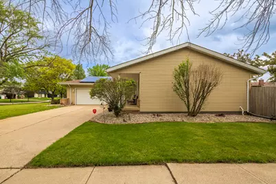 9619 Greenwood Avenue, Munster, IN 46321 - Photo 2