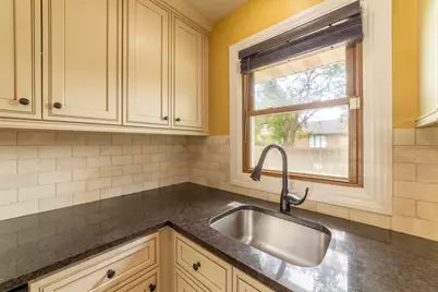 9619 Greenwood Avenue, Munster, IN 46321 - Photo 32