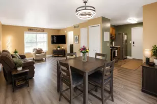 204 Walnut Crossing Dr, Walkerton, IN 46574 - Photo 10