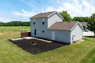204 Walnut Crossing Dr, Walkerton, IN 46574 - Photo 38