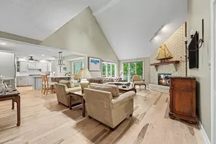 185 Amhurst Pl, Valparaiso, IN 46385 - Photo 6