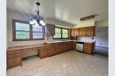 570 E Amsler Road, Rensselaer, IN 47978 - Photo 6