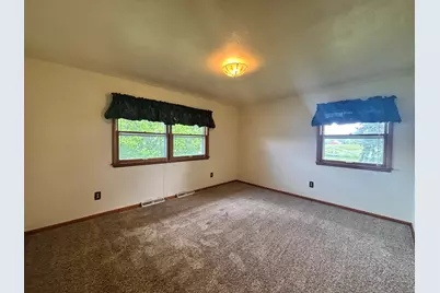 570 E Amsler Road, Rensselaer, IN 47978 - Photo 12
