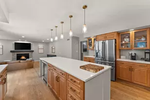 380 Sandpiper Dr, Chesterton, IN 46304 - Photo 4