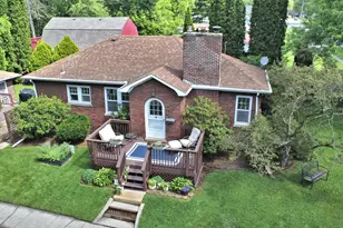 200 N Kelly St, Hobart, IN 46342 - Photo 4