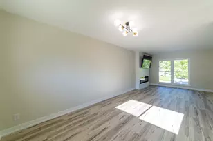 367 Chestnut St, Michigan City, IN 46360 - Photo 12