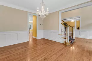 2506 Ashbourne Ct, Valparaiso, IN 46385 - Photo 10