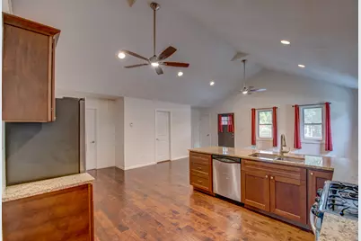 902 Institute Street, Valparaiso, IN 46383 - Photo 8