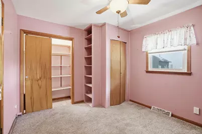 613 E Ash Place, Griffith, IN 46319 - Photo 8