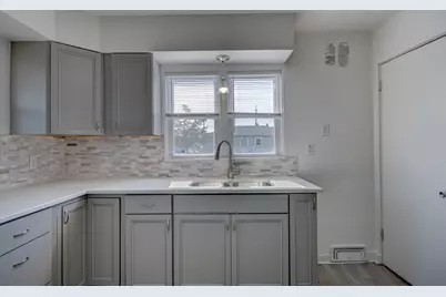 1450 W 35th Avenue, Gary, IN 46408 - Photo 8