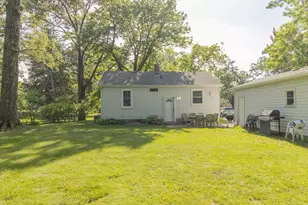 211 Woodland Dr, Lowell, IN 46356 - Photo 16