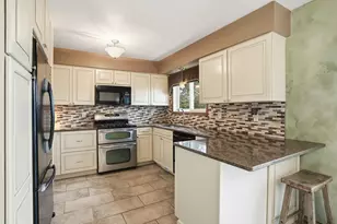 12042 W 103rd Ct, Saint John, IN 46373 - Photo 8