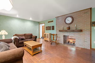 130 Woodland Hickory Court, Valparaiso, IN 46385 - Photo 10