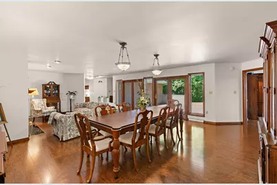 130 Woodland Hickory Court, Valparaiso, IN 46385 - Photo 8