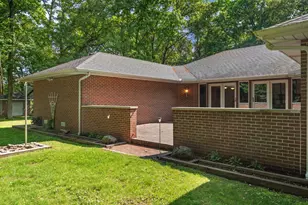 130 Woodland Hickory Ct, Valparaiso, IN 46385 - Photo 30