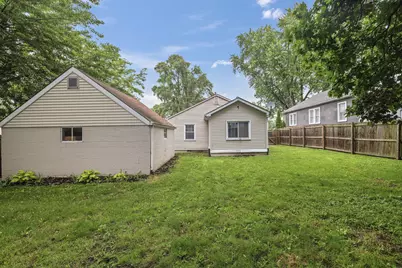 611 W North Street, Crown Point, IN 46307 - Photo 14