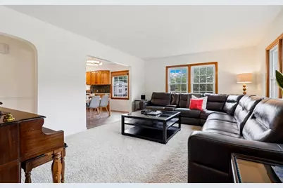 3545 Jewett Avenue, Highland, IN 46322 - Photo 6