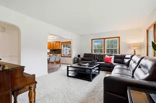 3545 Jewett Ave, Highland, IN 46322 - Photo 6