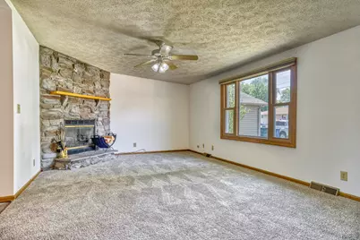 7107 Lindberg Avenue, Hammond, IN 46323 - Photo 2