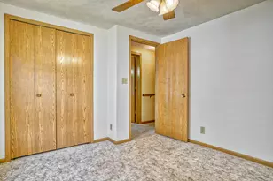 7107 Lindberg Ave, Hammond, IN 46323 - Photo 12