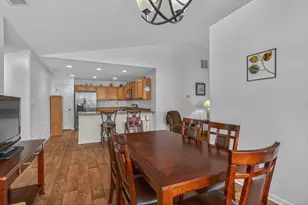 6888 Meadow View Ln, Merrillville, IN 46410 - Photo 12
