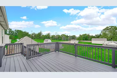 236 Kimrich Circle N, Valparaiso, IN 46385 - Photo 26